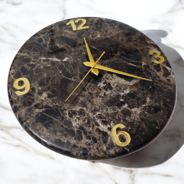 Luxury Marble-Effect Resin Wall Clock – Gold Accents - Image 2